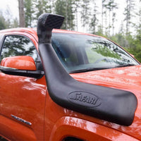 Raised air intake ARMAX snorkel on Toyota Taco