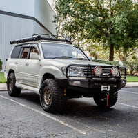 Dobinsons-BU59-3508-Classic-Black-Bull-Bar-Toyota-Land-Cruiser-100