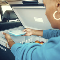 High-resolution display on Dometic CFX3 cooler