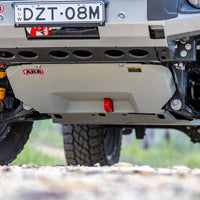 ARB skid plate installed on Toyota Land Cruiser 200 Kinetic
