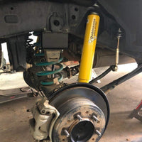 

FJ-Cruiser-Heavy-Duty-Adjustable-Sway-Bar-End-Links-Close-up